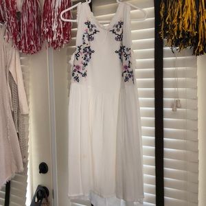 White flowery dress